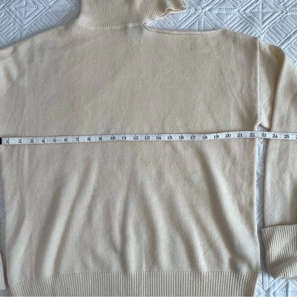 Paige Raundi Wool Blend Knit Cold Shoulder  Turtleneck Sweater Ivory Size Large - Picture 5 of 10